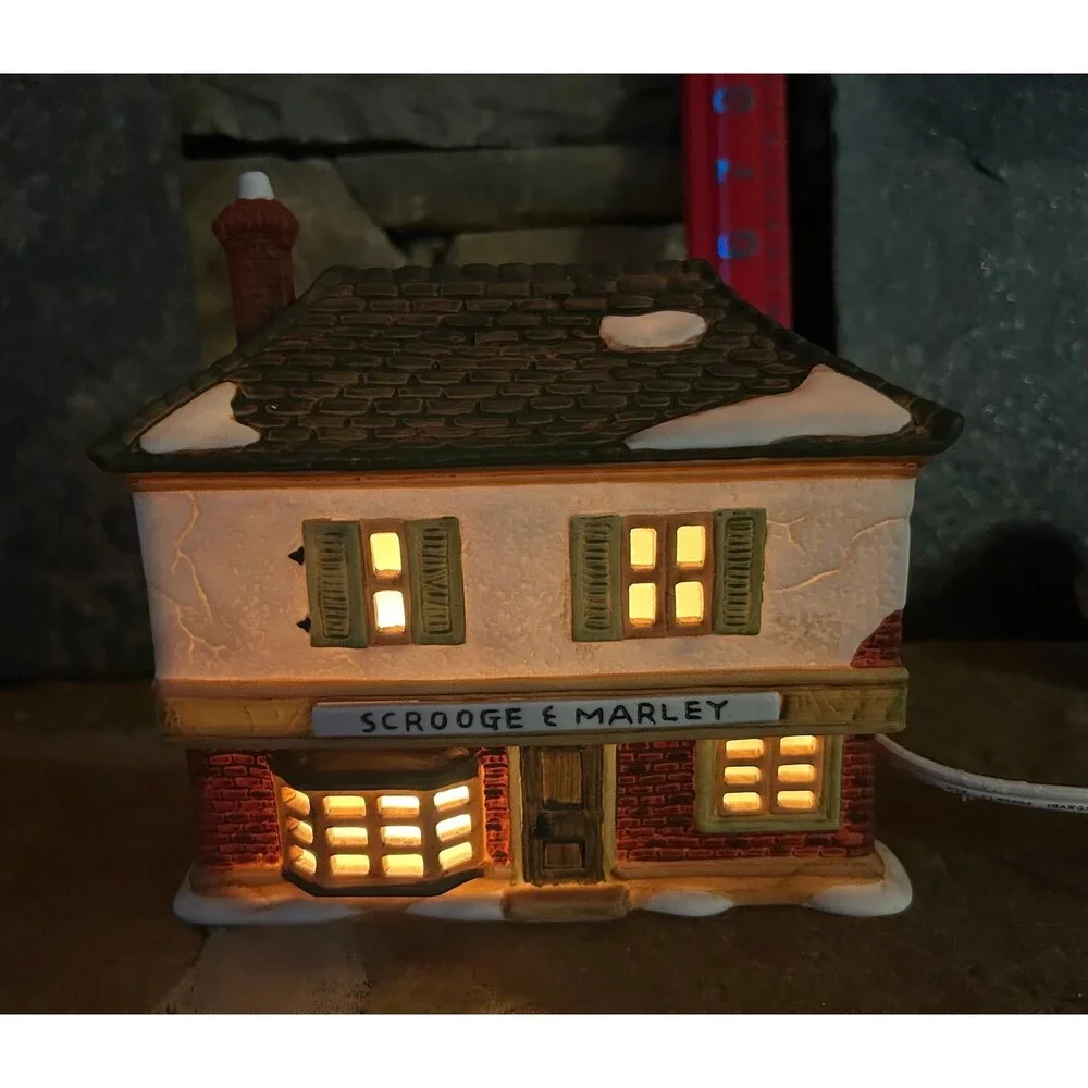 Dept 56 Dickens Series Scrooge And Marley Counting House 6500-5 W/light & Box